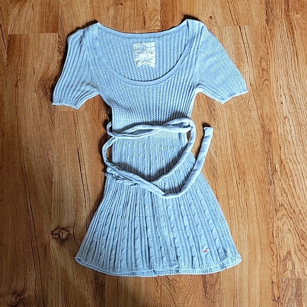 Hollister Sweater
